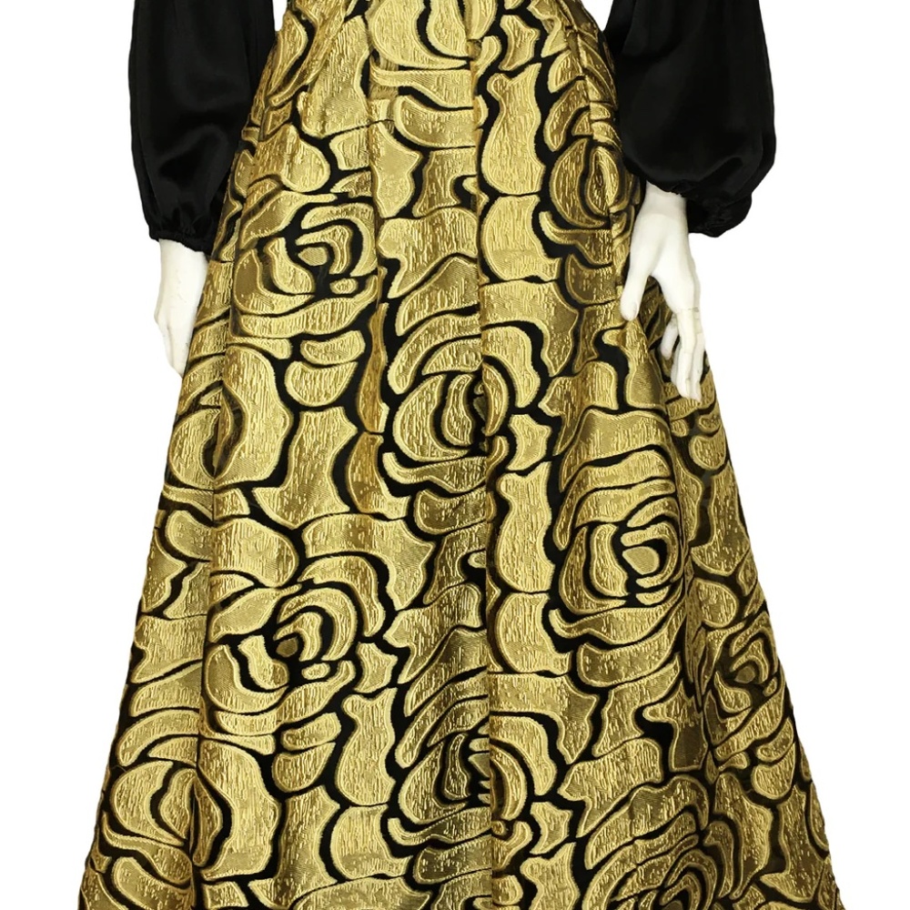 # A237 N by Nancy Power Chic Gold & Black Floral Embroidered Skirt NWT M - Picture 2 of 8